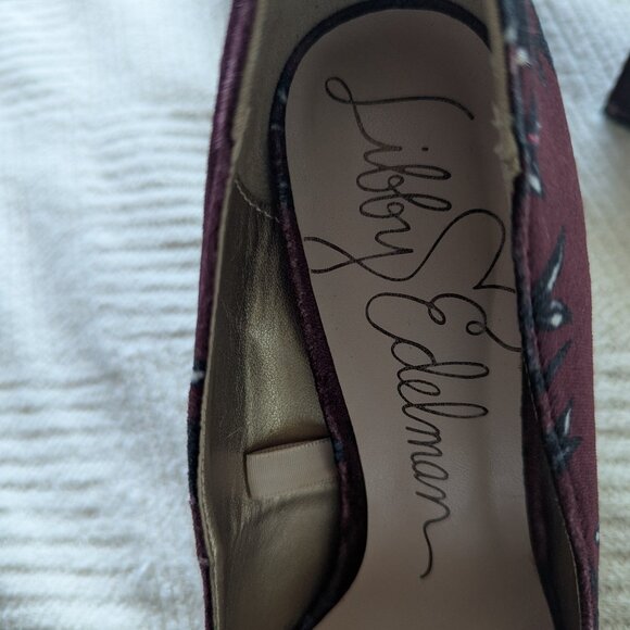 Libby Edelman Sean Floral Velveteen Pumps  Size 6.5 - Picture 2 of 4